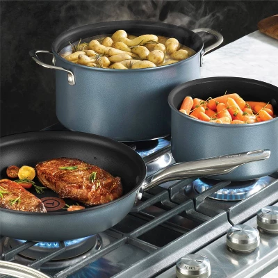 T-fal Platinum Endurance Nonstick 12" Fry Pan - Black 4 T-fal Platinum Endurance Nonstick 12" Fry Pan - Black - Image 2