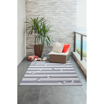 Liora Manne Malibu Indoor/Outdoor Rug Navy 5 Liora Manne Malibu Indoor/Outdoor Rug Navy - Image 3