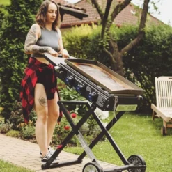 Razor Griddle Portable 3-Burner 30,000 BTU Gas Flattop Grill & Griddle Combo With 25" X 16" Cooking Surface Area, Foldable Cart & Side Shelf, Black -Sunnydaze Decor Store GUEST 7d753428 b450 4574 a492 3e94828b51ab