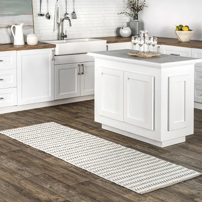 NuLOOM Outdoor Striped Yasmin Patio Area Rug 3 NuLOOM Outdoor Striped Yasmin Patio Area Rug